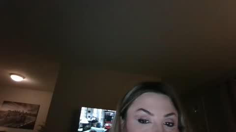 Snapshot of sweetjewlez chatting on 02/09/26, 04:05 sweetjewlez online show from 02/09/26, 04:05