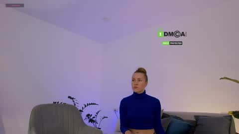SweetKira1 online show from 06/03/26, 02:33