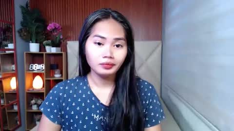 Snapshot of sweetladyboyx chatting on 09/21/25, 11:17   online show from 09/21/25, 11:17