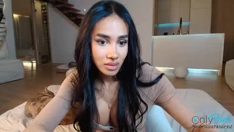 Laura Saenz  Geminis online show from 05/16/26, 03:47