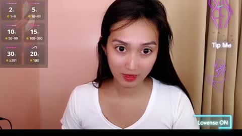 Leah online show from 01/15/25, 01:20