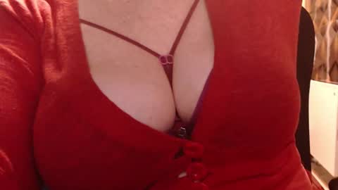 sweetli_angel online show from 10/04/25, 12:52