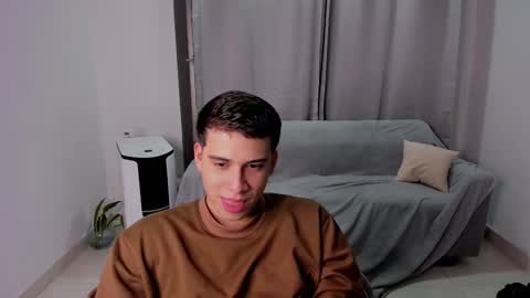 Lian online show from 02/19/25, 03:06