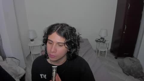 Lian online show from 04/17/26, 02:03