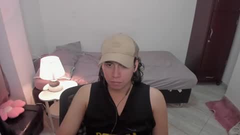 Snapshot of sweetlian_04 chatting on 04/24/26, 02:25 Lian online show from 04/24/26, 02:25
