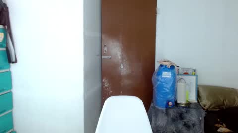 Snapshot of sweetlilly_18 chatting on 12/11/24, 02:19 Lilly online show from 12/11/24, 02:19