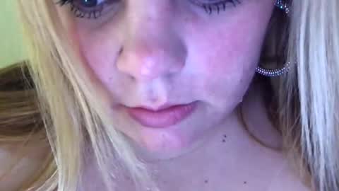 Lisa  online show from 12/17/24, 07:15