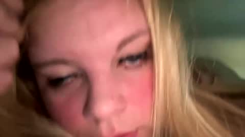 Lisa  online show from 01/22/25, 01:32