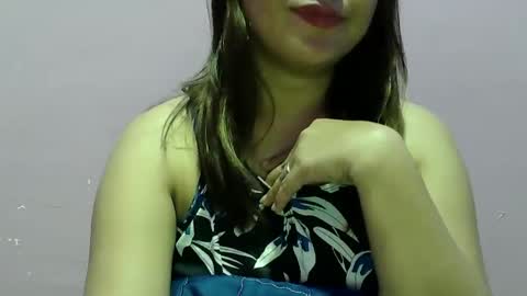 Liz online show from 03/04/25, 11:51