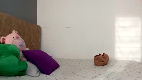 sweetlove 243 online show from 09/13/25, 11:43