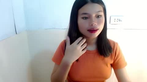sweetlovely_68 online show from 02/11/26, 11:48