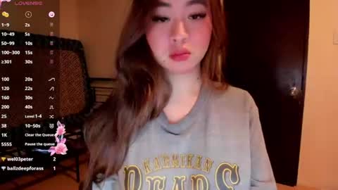 Snapshot of sweetlovepinay04 chatting on 06/22/26, 05:10 Zoe online show from 06/22/26, 05:10