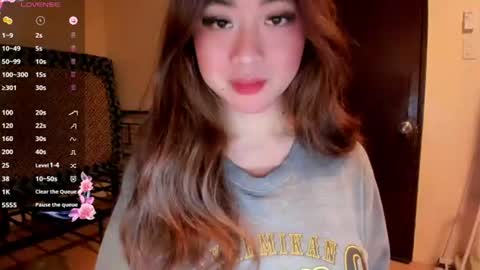 Snapshot of sweetlovepinay04 chatting on 06/29/26, 06:30 Zoe online show from 06/29/26, 06:30