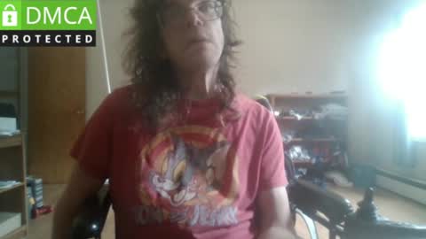 Snapshot of sweetman4u75 chatting on 06/04/26, 06:25 Sweet Man online show from 06/04/26, 06:25