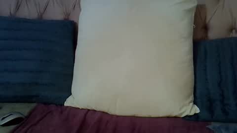 Snapshot of sweetmellowx1 chatting on 01/29/25, 08:46 sweetmellowx1 online show from 01/29/25, 08:46