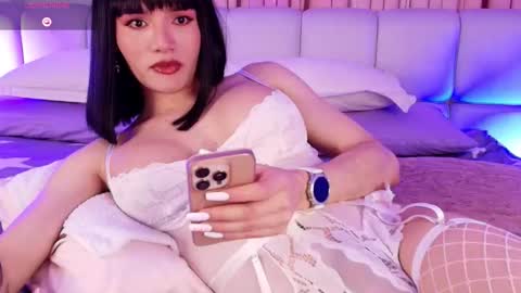 LUNA online show from 09/23/25, 05:05