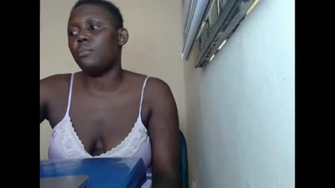 Snapshot of sweetnectarx chatting on 02/16/25, 01:49 sweetnectarx online show from 02/16/25, 01:49