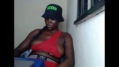 Snapshot of sweetnectarx chatting on 02/21/25, 01:22 sweetnectarx online show from 02/21/25, 01:22