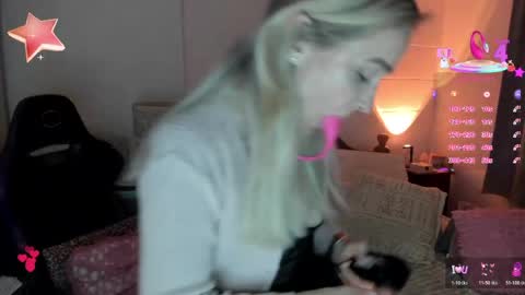Snapshot of sweetnina_wet chatting on 05/20/26, 09:32 Sweetnina online show from 05/20/26, 09:32