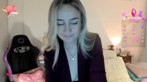 Snapshot of sweetnina_wet chatting on 05/22/26, 10:48 Sweetnina online show from 05/22/26, 10:48