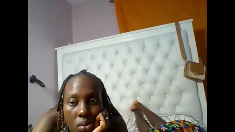 Novah girlie online show from 06/08/26, 01:28