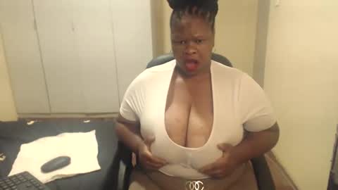 sweetnoziexxx online show from 02/02/25, 03:32