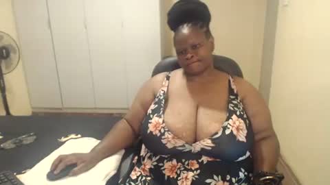 sweetnoziexxx online show from 02/06/25, 10:48