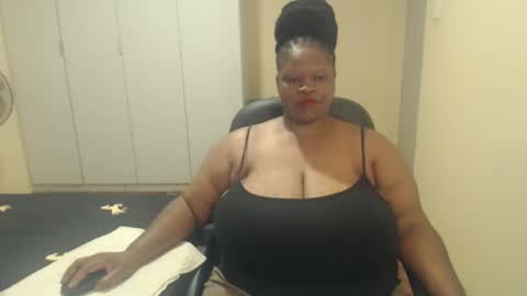 sweetnoziexxx online show from 02/15/25, 02:55
