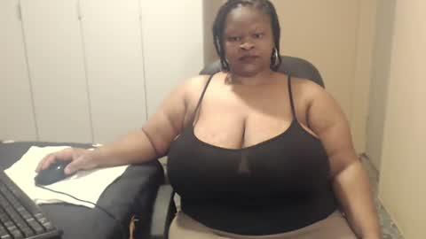 sweetnoziexxx online show from 10/10/25, 04:33