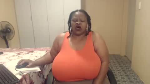 sweetnoziexxx online show from 12/02/25, 04:18