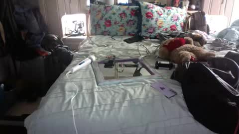 Snapshot of sweetnsexy95 chatting on 01/12/25, 08:57 WeAim2PZzz online show from 01/12/25, 08:57