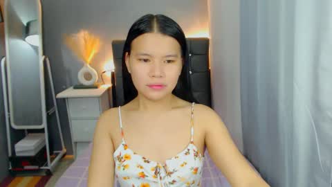 Snapshot of sweetnwildts chatting on 05/04/26, 03:46 Ghena online show from 05/04/26, 03:46