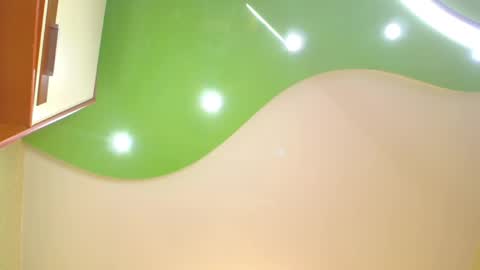 Snapshot of sweetpairfun chatting on 09/21/25, 09:11 Veronica and Alex online show from 09/21/25, 09:11