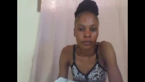 Snapshot of sweetpetite254 chatting on 01/23/25, 01:02 ESTHER online show from 01/23/25, 01:02