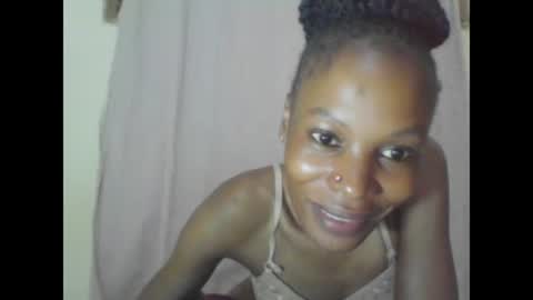 Snapshot of sweetpetite254 chatting on 01/30/25, 01:33 ESTHER online show from 01/30/25, 01:33