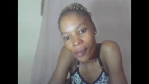 Snapshot of sweetpetite254 chatting on 02/17/25, 12:54 ESTHER online show from 02/17/25, 12:54