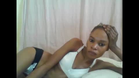 Snapshot of sweetpetite254 chatting on 02/24/25, 12:59 ESTHER online show from 02/24/25, 12:59