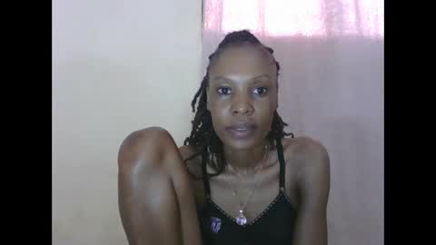 Snapshot of sweetpetite254 chatting on 10/06/25, 07:17 ESTHER online show from 10/06/25, 07:17