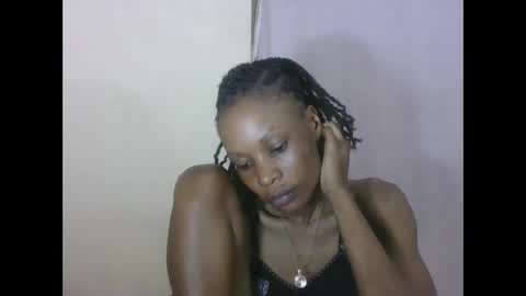 Snapshot of sweetpetite254 chatting on 10/07/25, 01:47 ESTHER online show from 10/07/25, 01:47