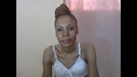 ESTHER online show from 04/07/26, 02:28