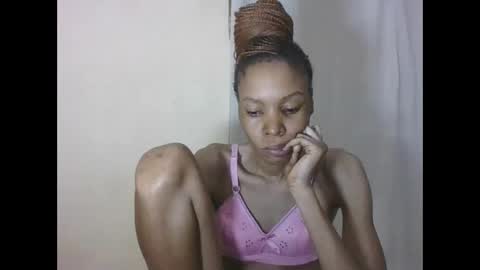 ESTHER online show from 04/21/26, 01:42