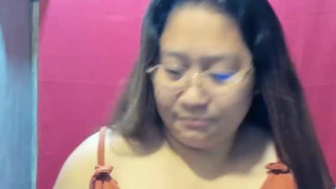 Snapshot of sweetpilipina88 chatting on 12/05/24, 09:39 MIA online show from 12/05/24, 09:39