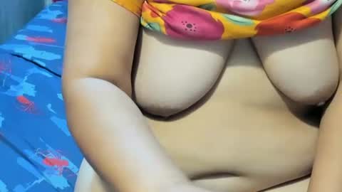 Snapshot of sweetpilipina88 chatting on 12/10/24, 02:38 MIA online show from 12/10/24, 02:38
