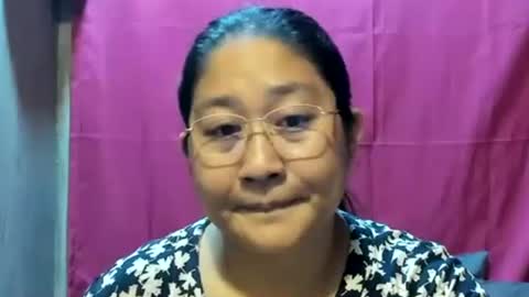Snapshot of sweetpilipina88 chatting on 12/11/24, 09:41 MIA online show from 12/11/24, 09:41