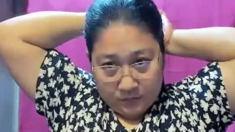 Snapshot of sweetpilipina88 chatting on 12/11/24, 09:01 MIA online show from 12/11/24, 09:01