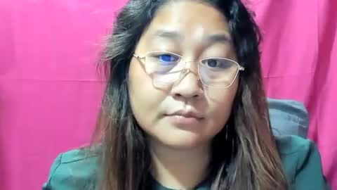 Snapshot of sweetpilipina88 chatting on 12/16/24, 11:18 MIA online show from 12/16/24, 11:18