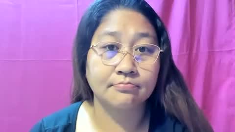 Snapshot of sweetpilipina88 chatting on 01/02/25, 02:33 MIA online show from 01/02/25, 02:33