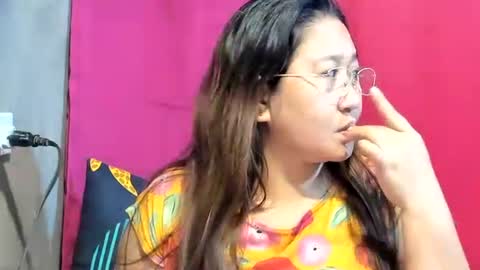 Snapshot of sweetpilipina88 chatting on 01/23/25, 08:15 MIA online show from 01/23/25, 08:15