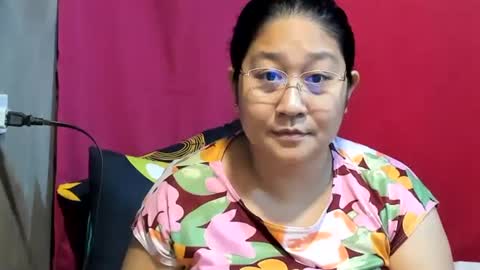 Snapshot of sweetpilipina88 chatting on 01/24/25, 02:28 MIA online show from 01/24/25, 02:28