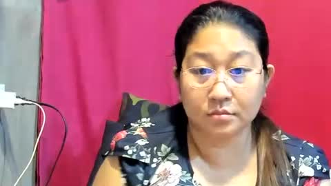 Snapshot of sweetpilipina88 chatting on 01/25/25, 10:40 MIA online show from 01/25/25, 10:40